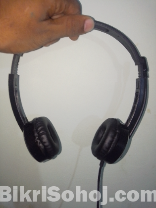 Headphone